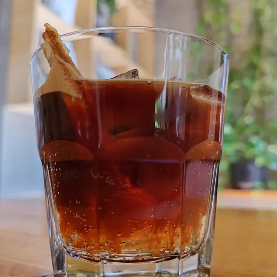 Espresso tonic